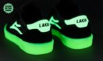 los niños de cambridge brillan Lakai negro 80B2180 - Image 3
